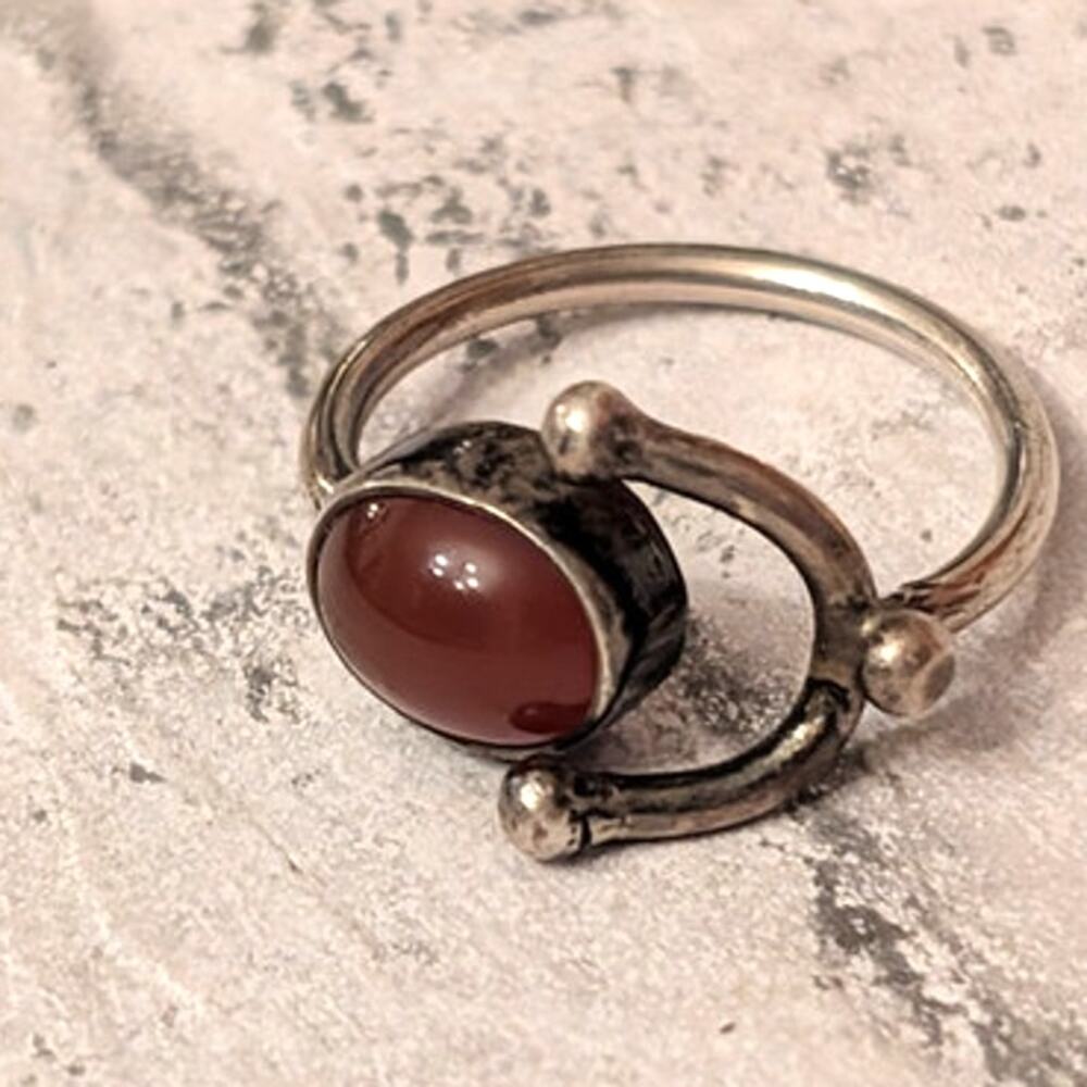 Size 7 Ring with Markings Saban 900
